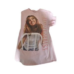 Britney Spears Pink Graphic T-Shirt Size Medium - Like New